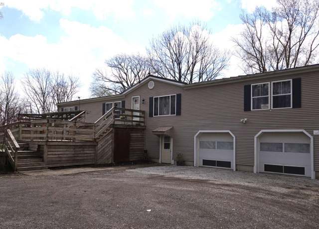 Property at 235 Front St, Tiffin, OH 44883, 4 beds, 2.5 baths
