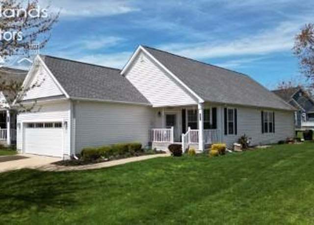 Property at 891 Lost Lake Rd, Port Clinton, OH 43452, 3 beds, 2 baths