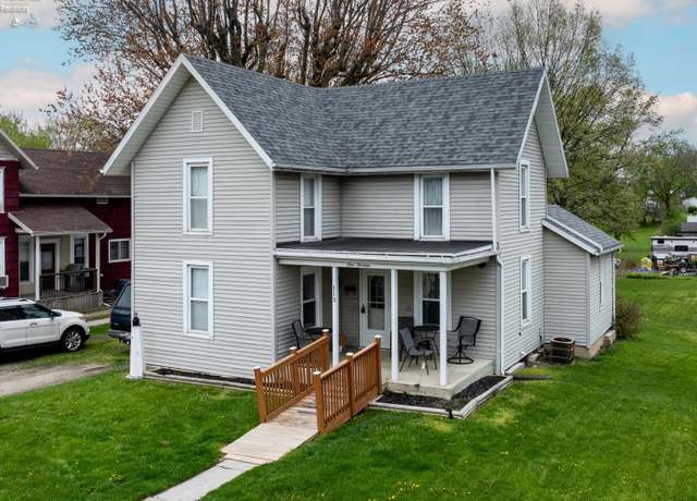 Property at 113 W Grant St St, Clyde, OH 43410, 3 beds, 1.5 baths