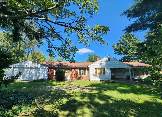 Property at 969 Vermilion Rd, Vermilion, OH 44089, 2 beds, 1 bath