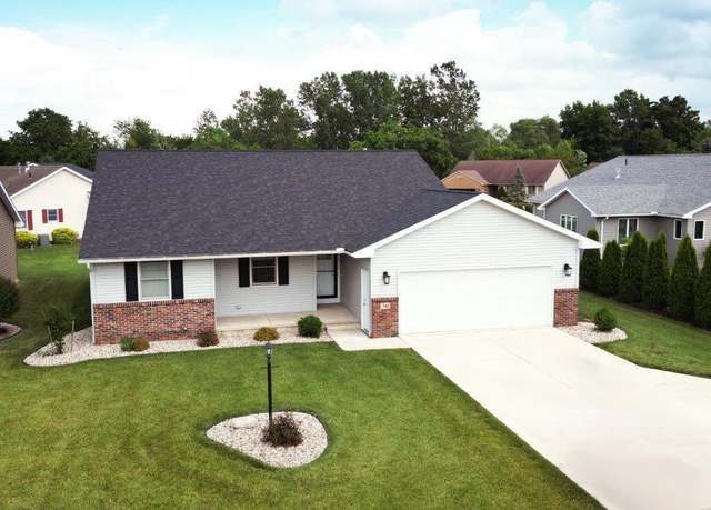 Property at 741 Tucker Rd, Fremont, OH 43420, 3 beds, 2 baths