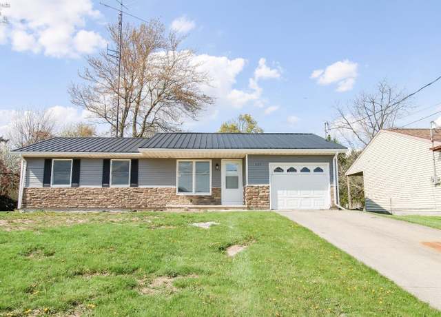 Property at 624 Shumaker Dr, Bellevue, OH 44811, 3 beds, 1.5 baths
