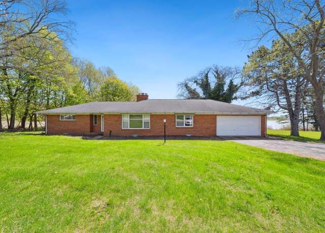 Property at 463 NE Catawba Rd, Port Clinton, OH 43452, 3 beds, 2 baths