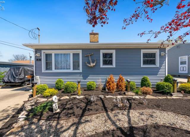 Property at 321 N Paul St, Marblehead, OH 43440, 1.5 baths