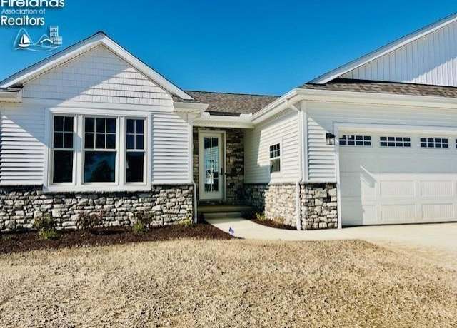 Property at 5409 Pintail Dr, Port Clinton, OH 43452, 3 beds, 2.5 baths