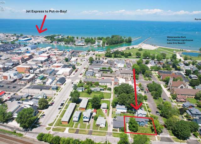 Property at 230 Adams St, Port Clinton, OH 43452, 4 beds, 3.5 baths