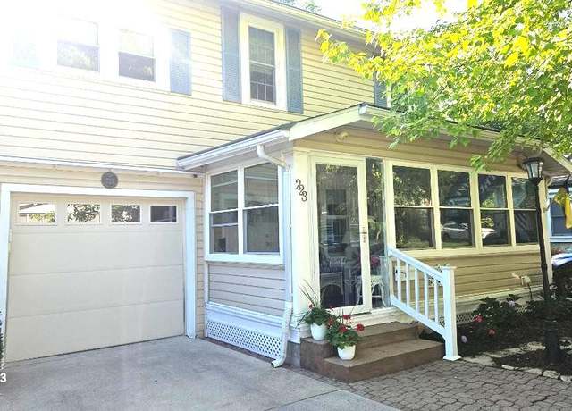 Property at 223 Vine Ave, Lakeside, OH 43440, 4 beds, 2.5 baths