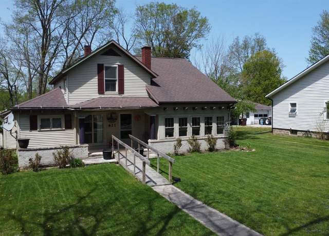 Property at 621 Rice St, Elmore, OH 43416, 3 beds, 1 bath