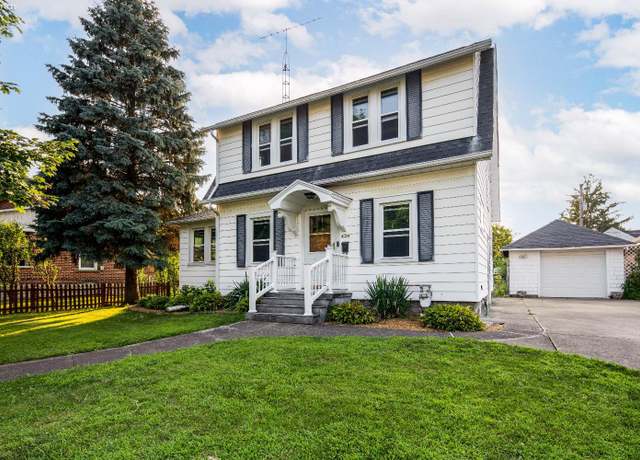 Property at 634 4th St, Fremont, OH 43420, 3 beds, 1.5 baths