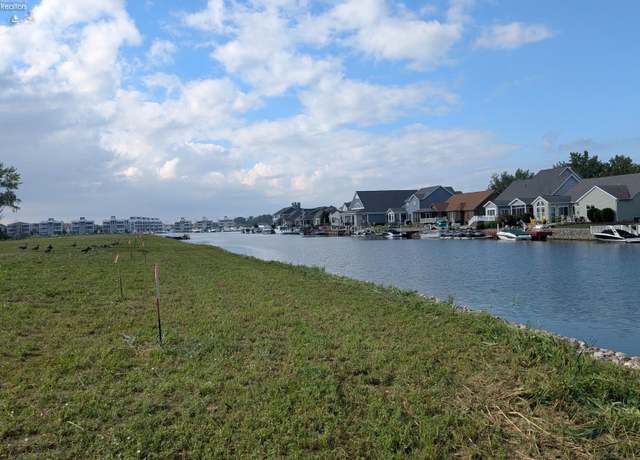 Property at 2396 Yacht Club Ln, Marblehead, OH 43440