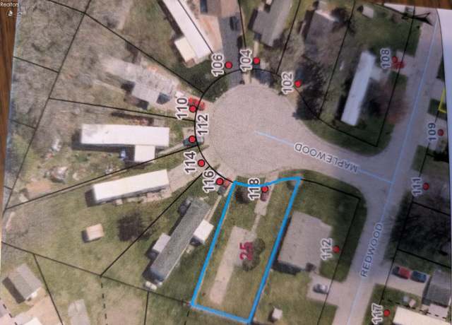 Property at 118 Maplewood Dr, Bellevue, OH 44811