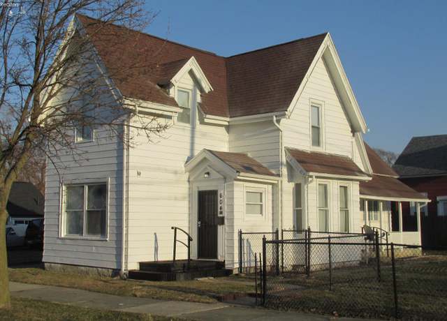 Property at 604 E Jefferson St, Sandusky, OH 44870, 4 beds, 1.5 baths