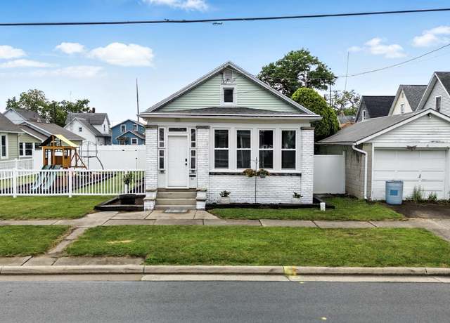 Property at 611 Mills St, Sandusky, OH 44870, 3 beds, 1 bath
