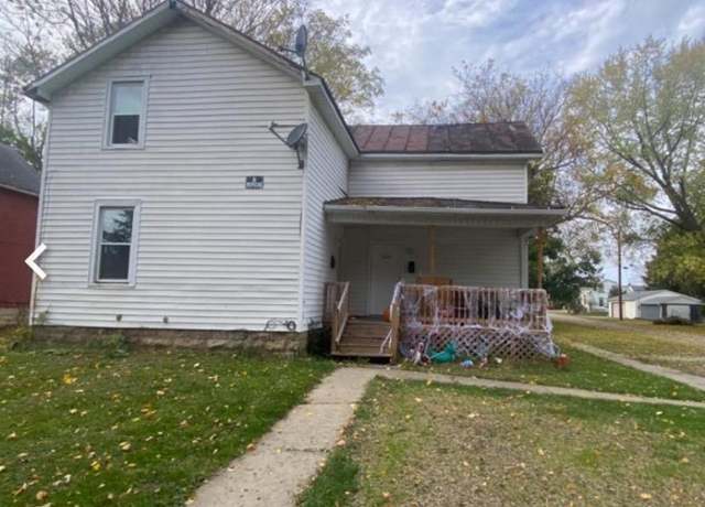 Property at 224 Sandusky Ave, Fremont, OH 43420, 4 beds, 2 baths
