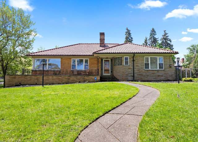 Property at 9903 Edgewater Dr. Dr, Cleveland, OH 44102, 4 beds, 2.5 baths