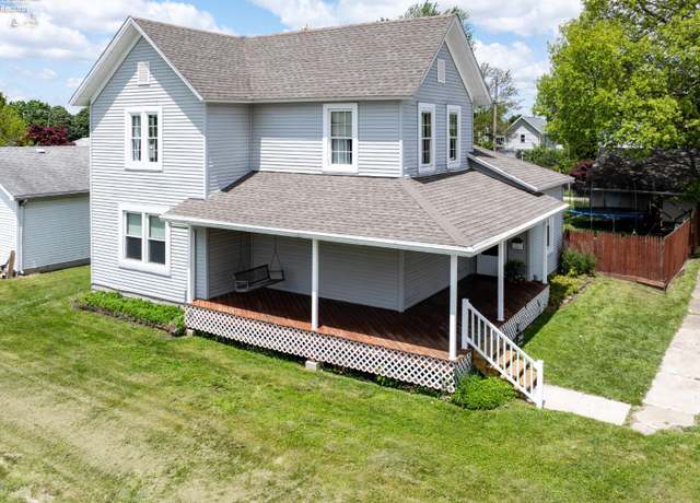 Property at 200 West Smith St, Gibsonburg, OH 43431, 4 beds, 2 baths