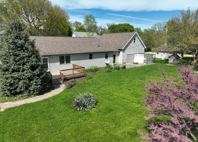 Property at 715 Cherry Ave, Lakeside, OH 43440, 3 beds, 2.5 baths