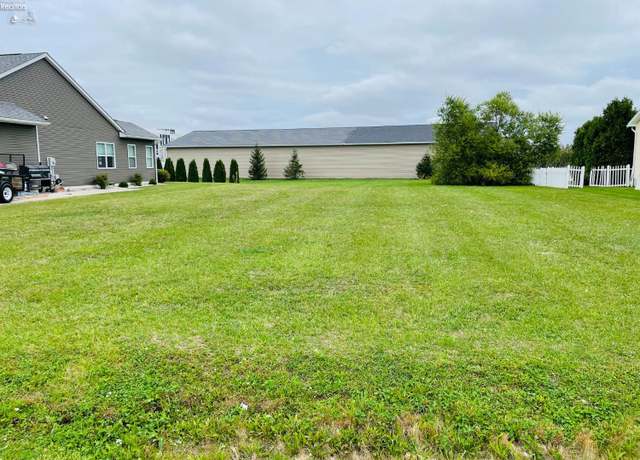 Property at 2679 S Amherst Ave, Port Clinton, OH 43452