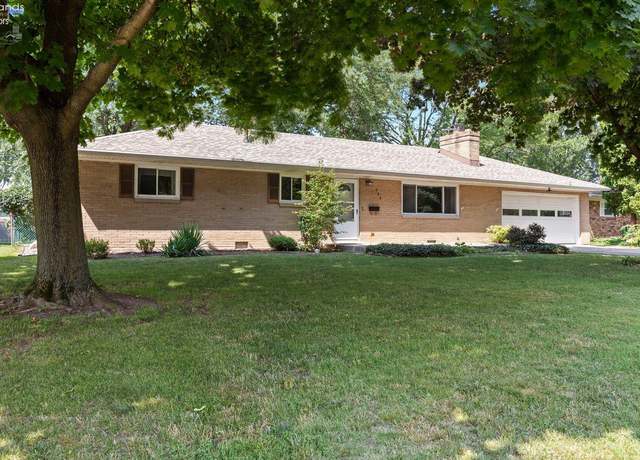 Property at 535 E 10th St, Port Clinton, OH 43452, 3 beds, 1.5 baths