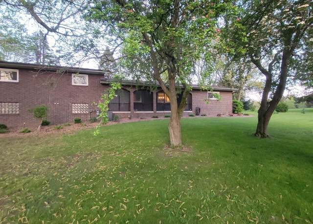Property at 1875 State Route 101, Clyde, OH 43410, 3 beds, 2.5 baths
