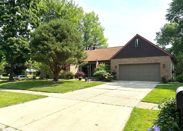 Property at 9 Eagle Way Way, Norwalk, OH 44857, 3 beds, 2 baths