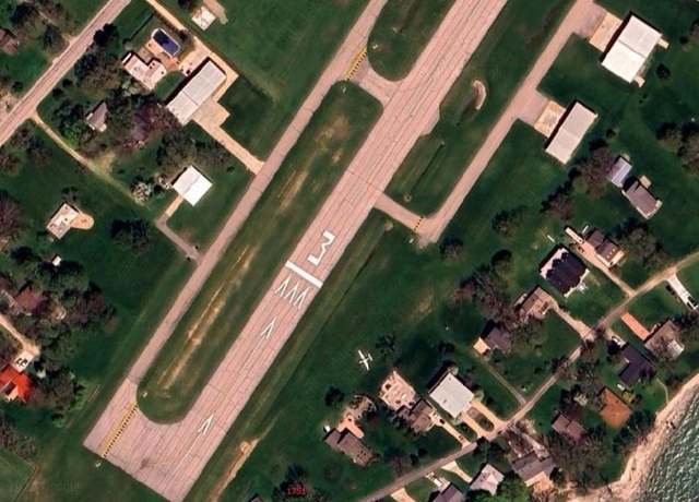 Property at 1751 Airline Drive Rd, Put-in-bay, OH 43456