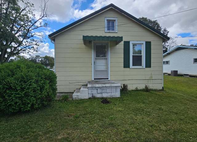 Property at 14 Republic St, Norwalk, OH 44857, 2 beds, 1 bath