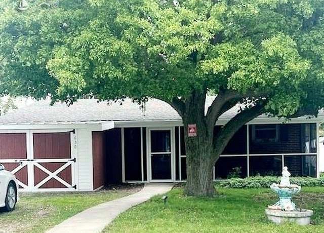 Property at 630 S Fostoria Rd, Port Clinton, OH 43452, 2 beds, 1.5 baths