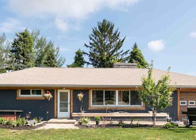 Property at 1275 W Fremont Road Rd, Port Clinton, OH 43452, 3 beds, 2 baths