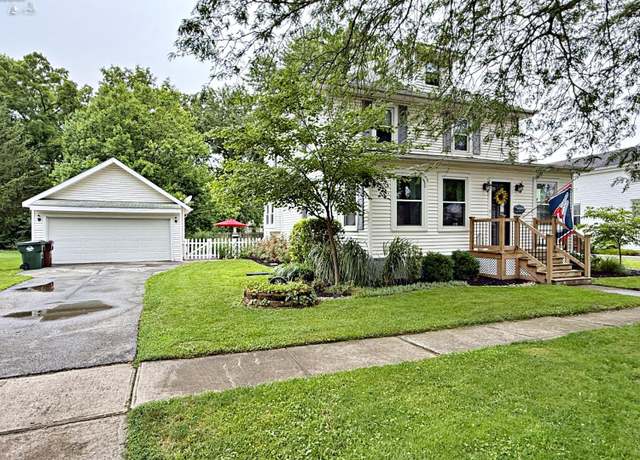 Property at 269 Clinton Ave, Tiffin, OH 44883, 4 beds, 1 bath