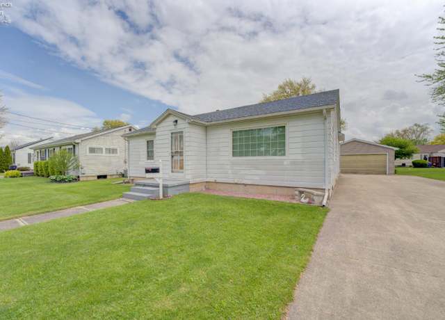 Property at 419 Kinney St, Bellevue, OH 44811, 3 beds, 2 baths