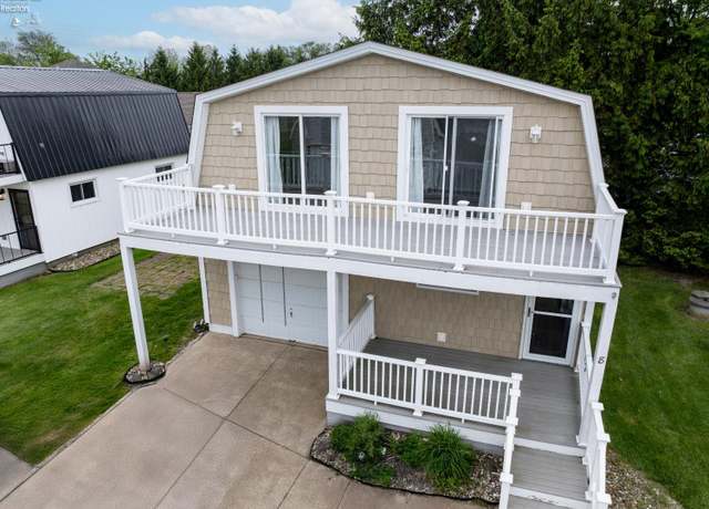 Property at 6039 E Harbor Rd #8, Marblehead, OH 43440, 2 beds, 2 baths