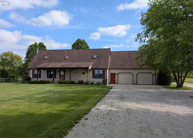 Property at 1425 County Road 9, Fremont, OH 43420, 3 beds, 2.5 baths