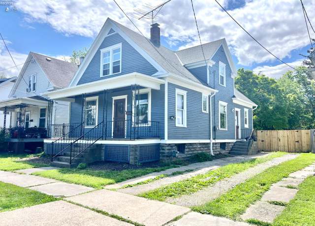 Property at 1527 Prospect St, Sandusky, OH 44870, 4 beds, 2 baths