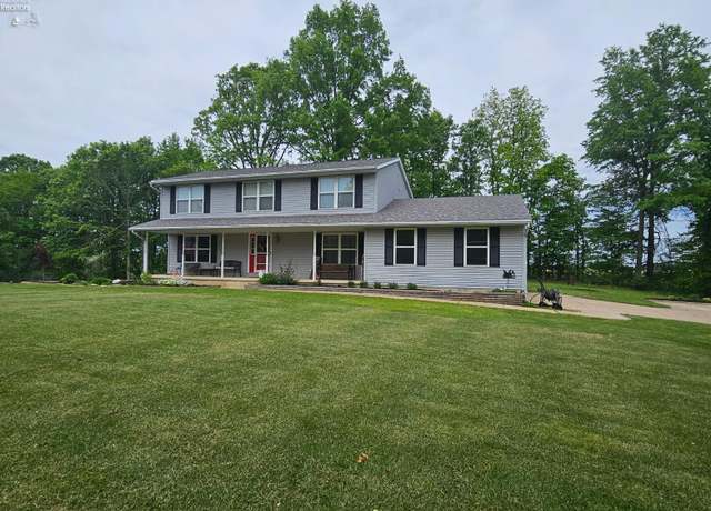Property at 1192 Lakewood Rd, Willard, OH 44890, 4 beds, 2.5 baths