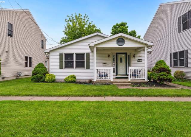 Property at 1214 E 2nd St, Port Clinton, OH 43452, 2 beds, 1 bath