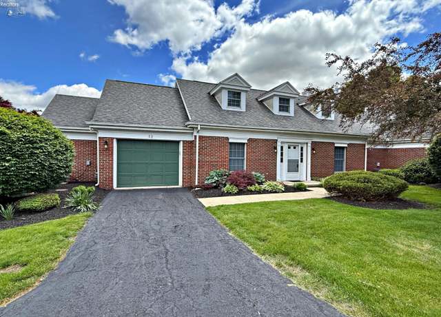 Property at 52 Towne And Country Dr, Tiffin, OH 44883, 3 beds, 3 baths