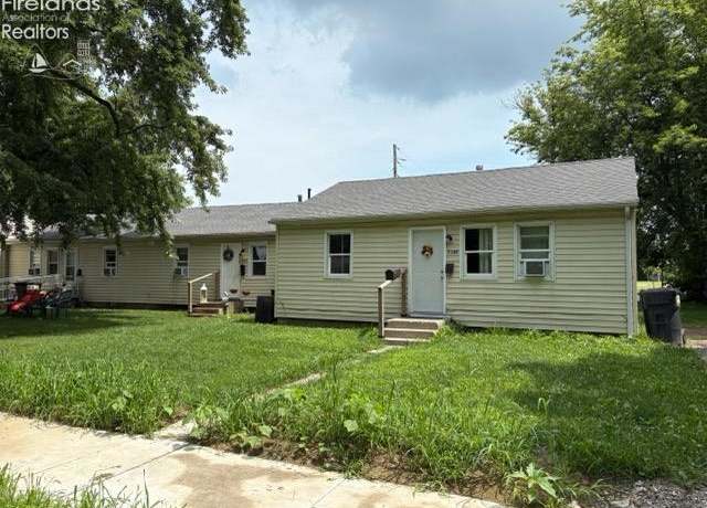 Property at 2028 W Forest Dr Dr, Sandusky, OH 44870