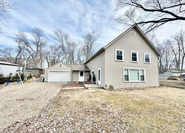 Property at 6637 Ottawa Ave, Oak Harbor, OH 43449, 4 beds, 2 baths