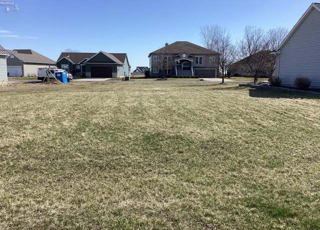 Property at 2790 S Amherst Ave, Port Clinton, OH 43452