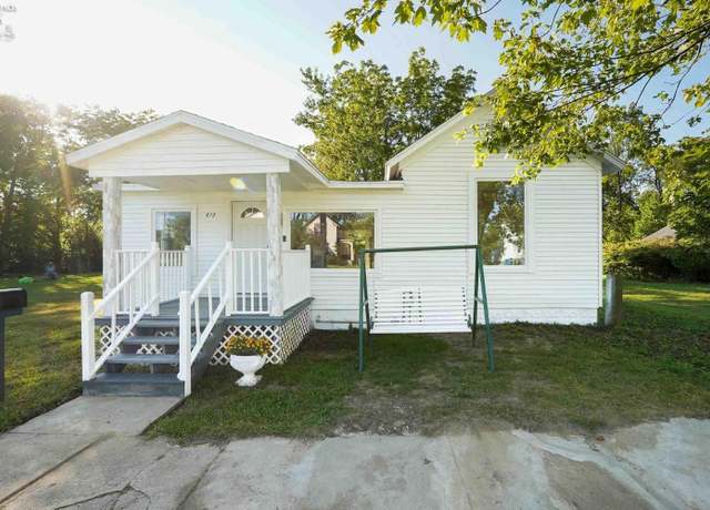 Property at 612 2nd St, Fremont, OH 43420, 3 beds, 2 baths