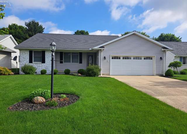 Property at 40 Sun Valley Dr, Fremont, OH 43420, 3 beds, 2 baths