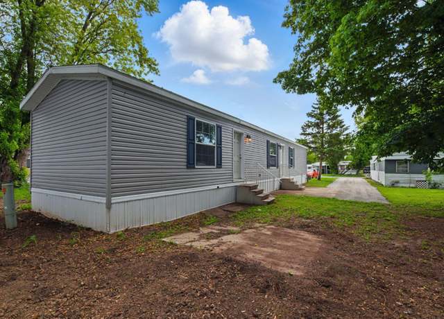 Property at 2614 Tiffin Avenue Ave, Sandusky, OH 44870, 3 beds, 2 baths