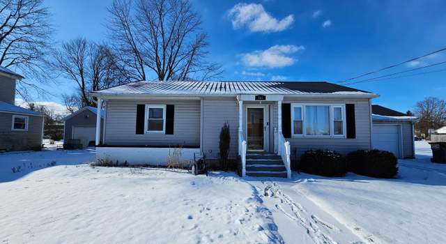 Photo of 109 Washington St, Bettsville, OH 44815