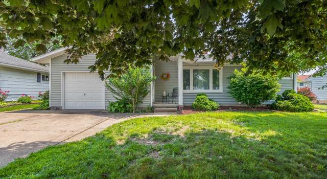 Photo of 878 Flat Rock Rd, Bellevue, OH 44811