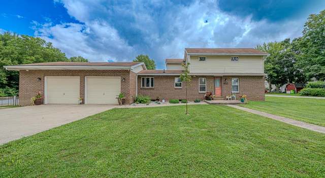 Photo of 1420 Center St, Fremont, OH 43420