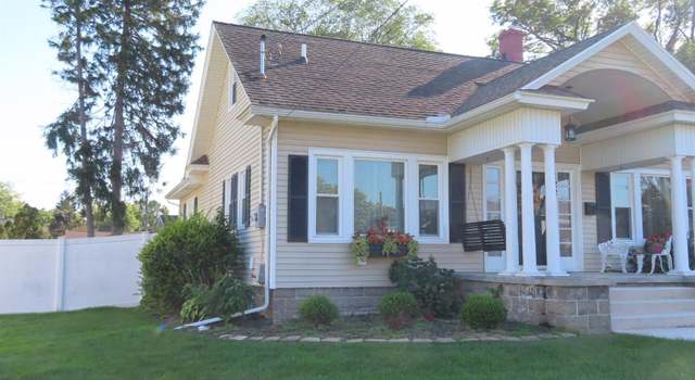 Photo of 122 Robert Ave, Bellevue, OH 44811