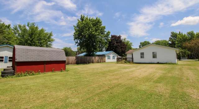 Photo of 104 S West Ave Ave, Willard, OH 44890