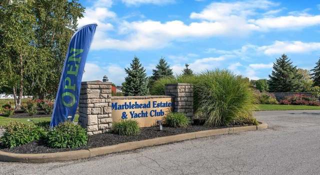 Photo of 2065 S Harbor Bay Dr Dr, Marblehead, OH 43440