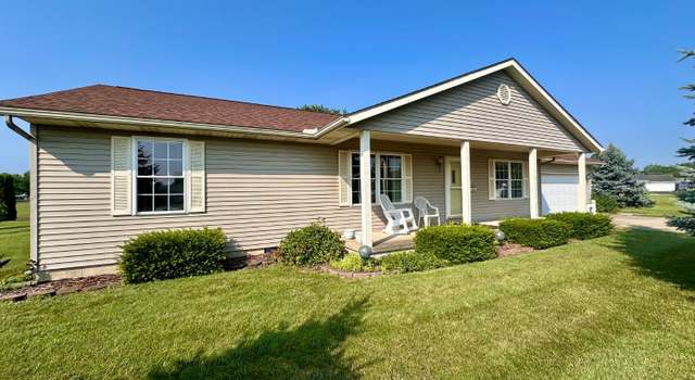 Photo of 152 W Drew Ln, Clyde, OH 43420